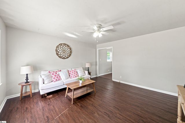 104 Tower Drive, Moore, SC 29369
