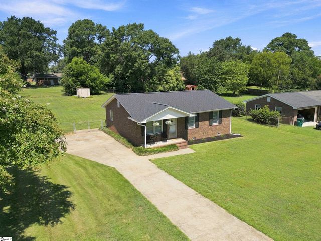 104 Tower Drive, Moore, SC 29369