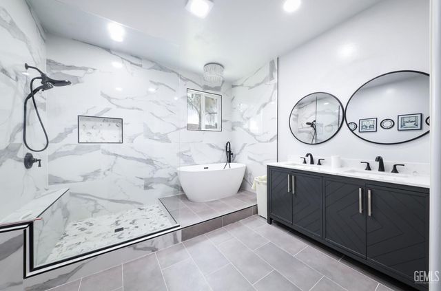 11504 Valley Forge Way, Bakersfield, CA 93312