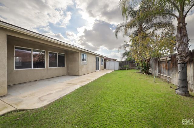 11504 Valley Forge Way, Bakersfield, CA 93312