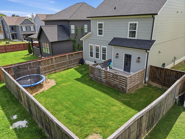 586 Shanti Drive, Chattanooga, TN 37412