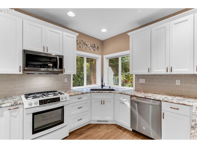 10900 Ne 26TH Ave, Vancouver, WA 98686