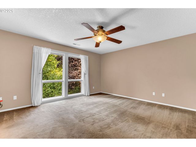 10900 Ne 26TH Ave, Vancouver, WA 98686