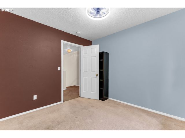 10900 Ne 26TH Ave, Vancouver, WA 98686