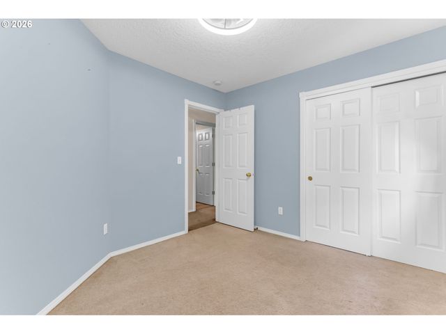10900 Ne 26TH Ave, Vancouver, WA 98686