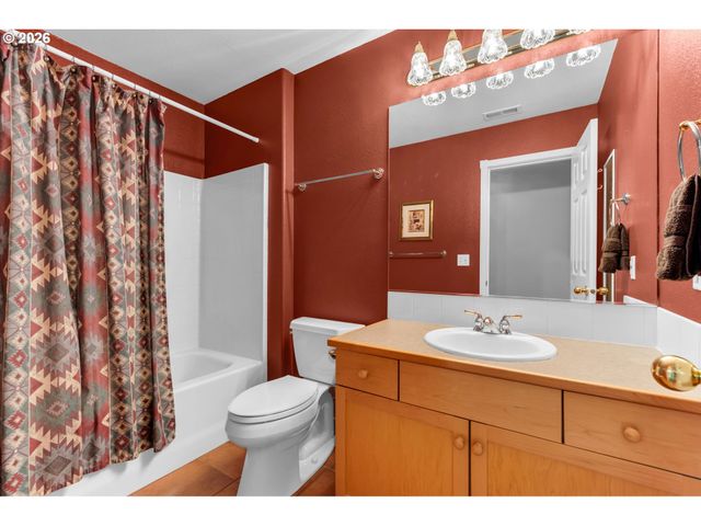 10900 Ne 26TH Ave, Vancouver, WA 98686