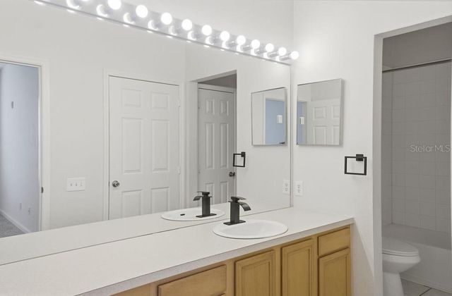 3190 DANTE DRIVE 305, Orlando, FL 32835