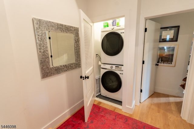 20 Westervelt Pl 2F, Jersey City, NJ 07304