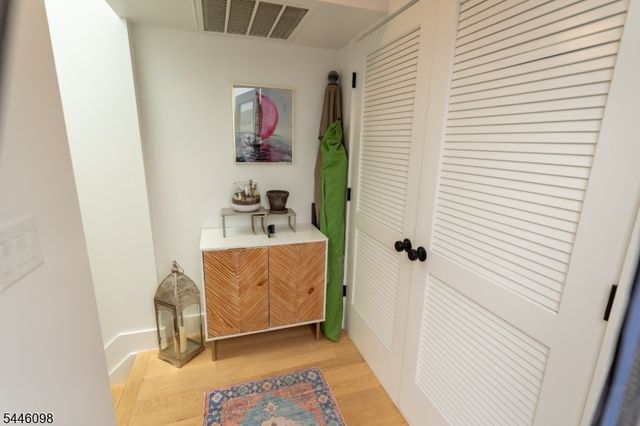 20 Westervelt Pl 2F, Jersey City, NJ 07304