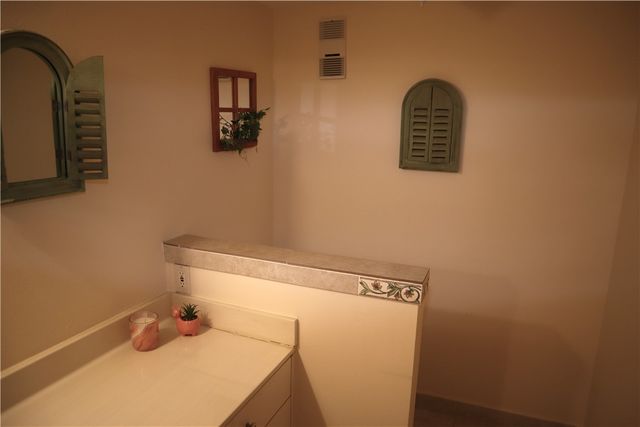 6240 E Mirror Lake Drive 201, Sebastian, FL 32958