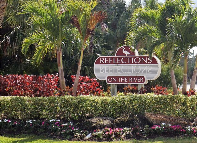 6240 E Mirror Lake Drive 201, Sebastian, FL 32958