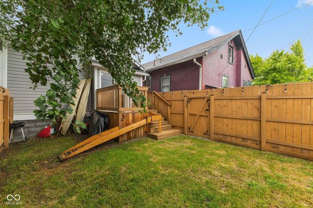 33 W Mechanic Street, Shelbyville, IN 46176