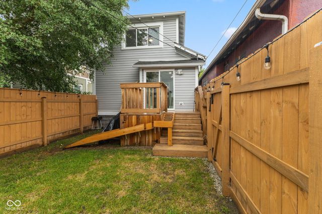33 W Mechanic Street, Shelbyville, IN 46176
