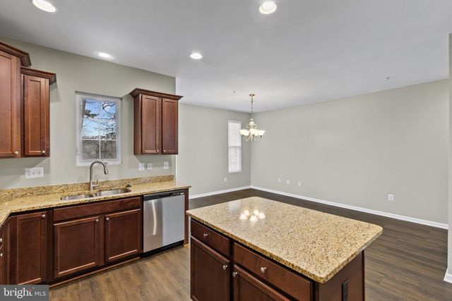 7544 STONEHOUSE RUN DR, Glen Burnie, MD 21060