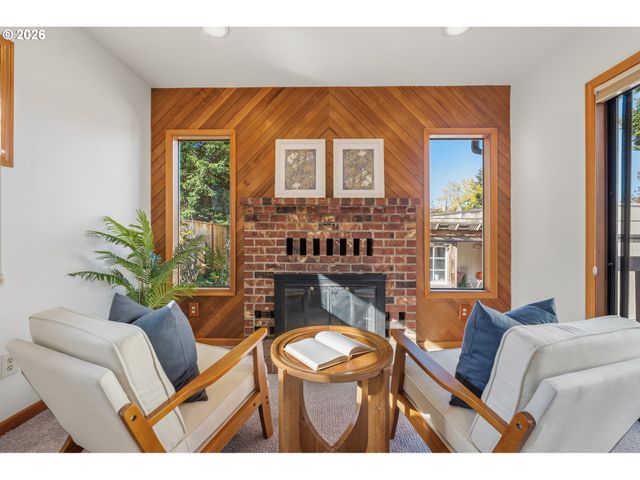 3935 Ne 65TH Ave, Portland, OR 97213
