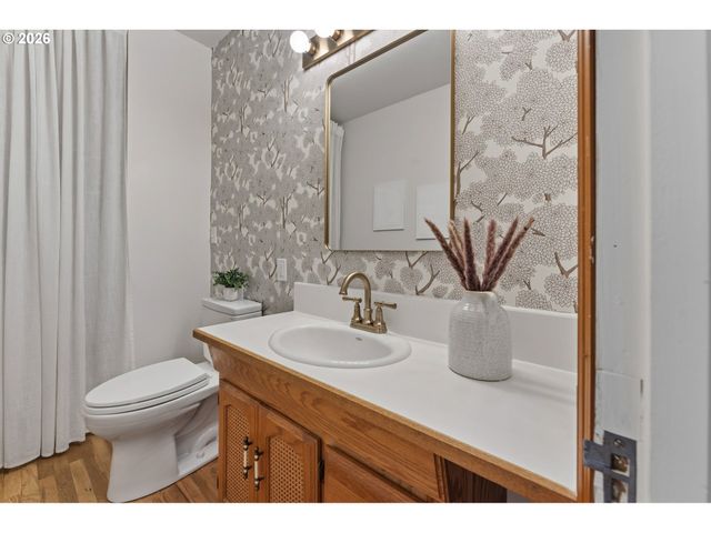 3935 Ne 65TH Ave, Portland, OR 97213