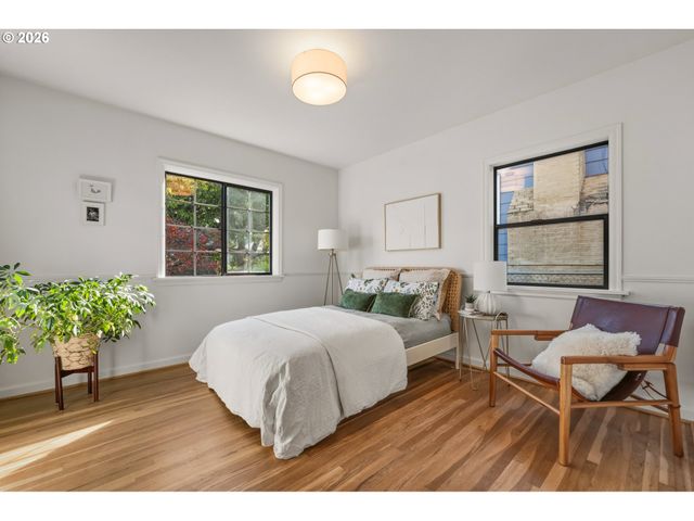 3935 Ne 65TH Ave, Portland, OR 97213