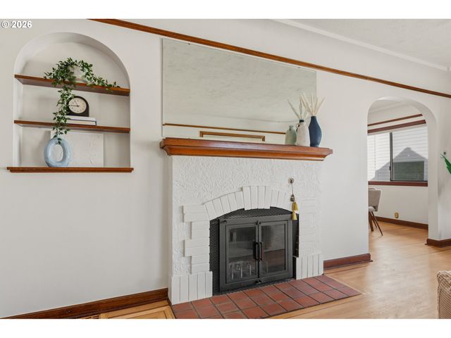 3935 Ne 65TH Ave, Portland, OR 97213