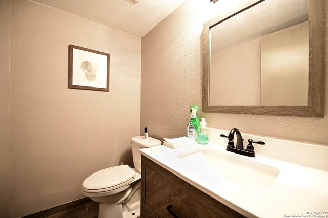 10819 S Crown, San Antonio, TX 78239