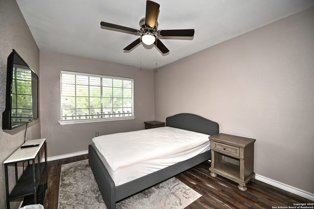 10819 S Crown, San Antonio, TX 78239