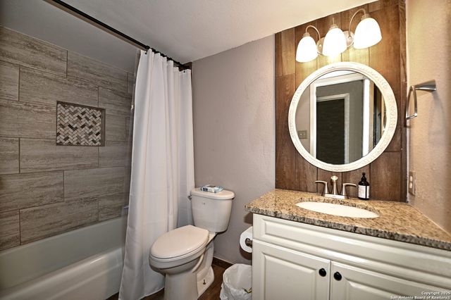 10819 S Crown, San Antonio, TX 78239