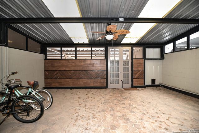 10819 S Crown, San Antonio, TX 78239