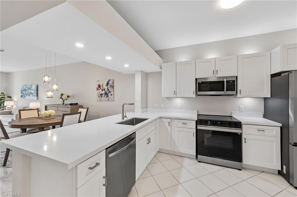 2385 Bayou LN # 3, Naples, FL 34112