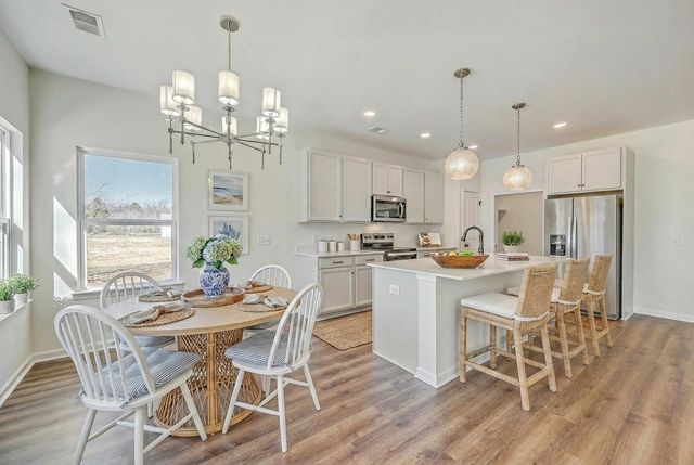 505 New Regenia Place, Holly Hill, SC 29059