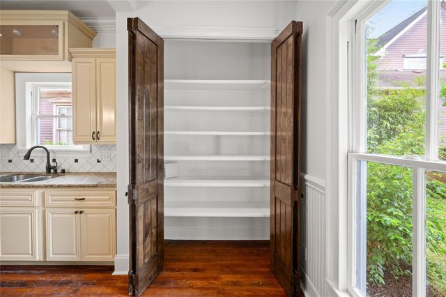 1819 Decatur Street, Houston, TX 77007