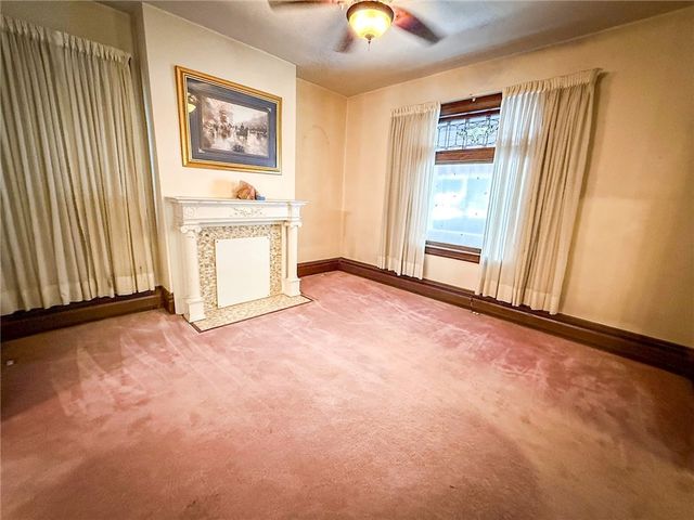 453 E Pearl St, City Of But Ne, PA 16001