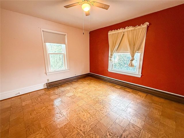 453 E Pearl St, City Of But Ne, PA 16001