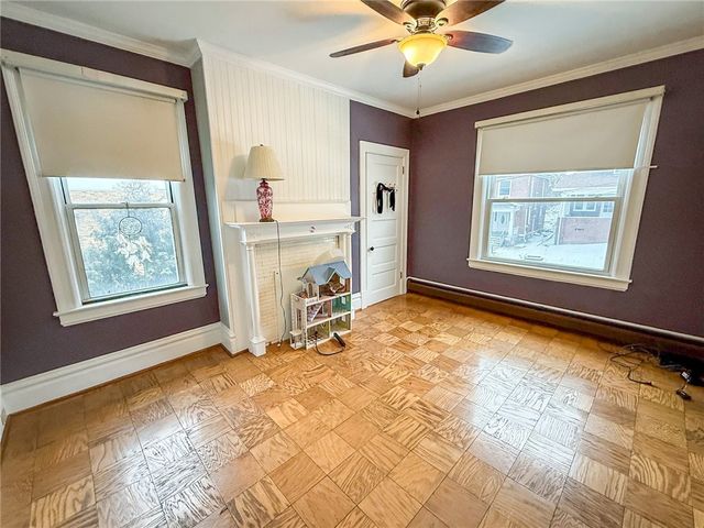 453 E Pearl St, City Of But Ne, PA 16001