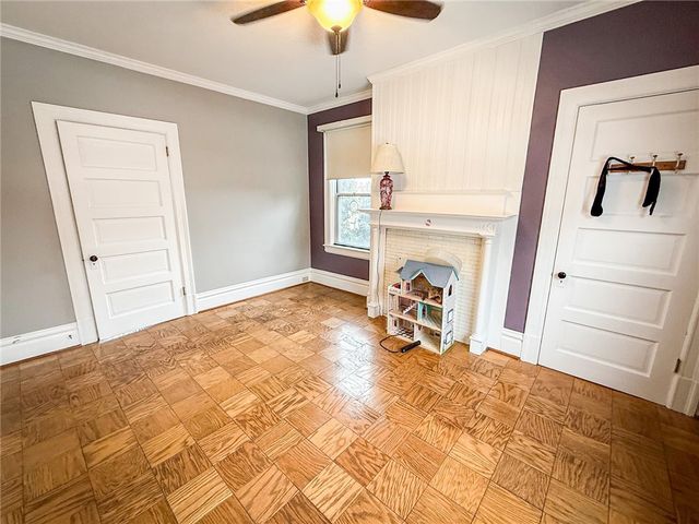 453 E Pearl St, City Of But Ne, PA 16001