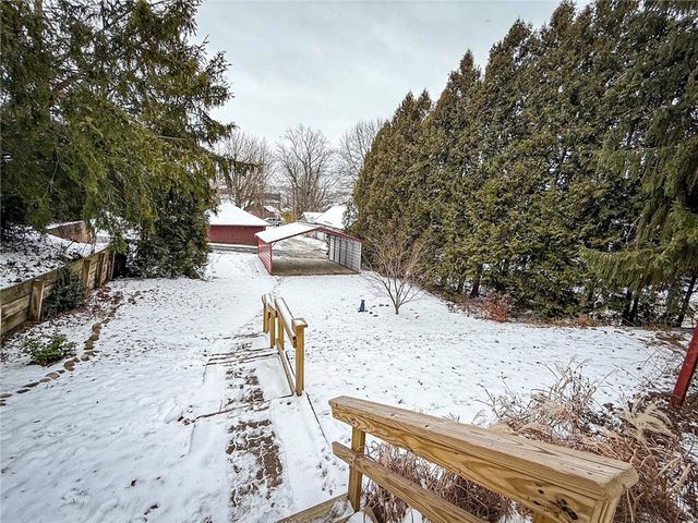 453 E Pearl St, City Of But Ne, PA 16001