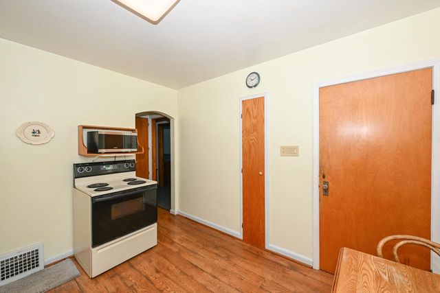 3900 E Van Norman AVENUE, Cudahy, WI 53110