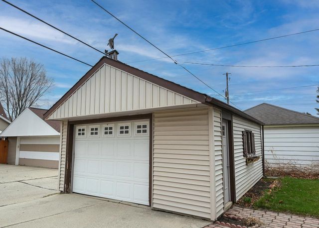 3900 E Van Norman AVENUE, Cudahy, WI 53110