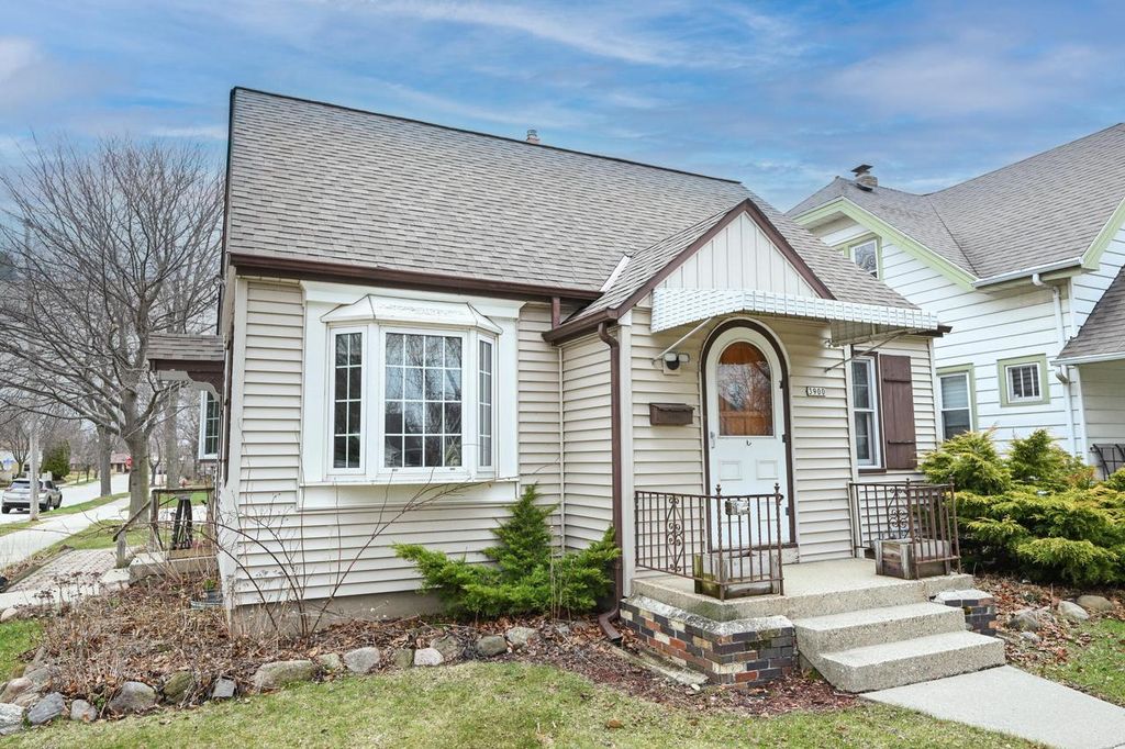 3900 E Van Norman AVENUE, Cudahy, WI 53110