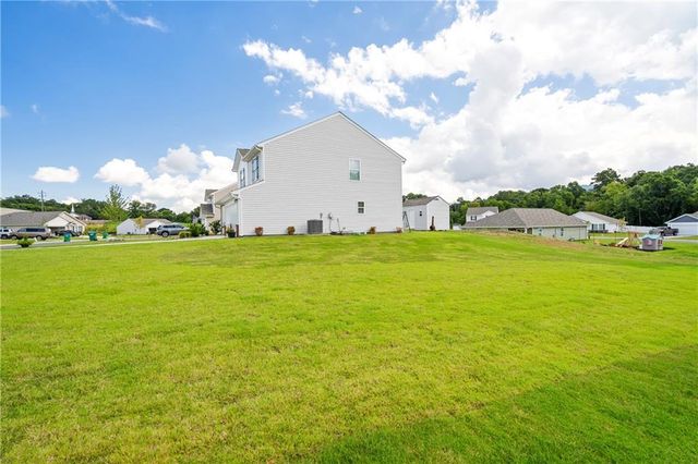 11 Barron Ct, Chatsworth, GA 30705
