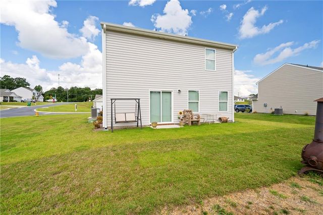11 Barron Ct, Chatsworth, GA 30705