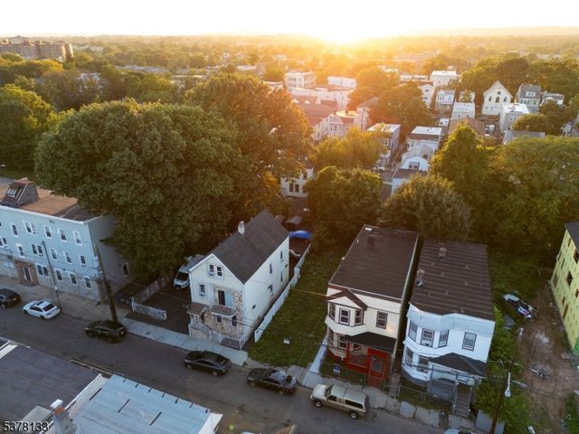 309 21St St, Irvington Twp., NJ 07111