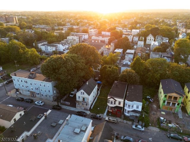 309 21St St, Irvington Twp., NJ 07111