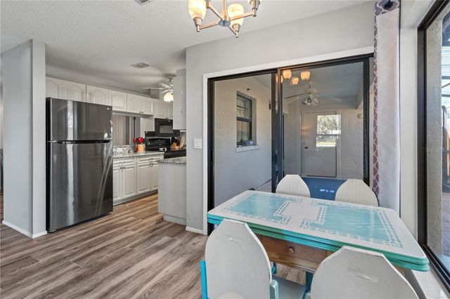 2824 72ND STREET COURT W, Bradenton, FL 34209