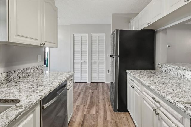 2824 72ND STREET COURT W, Bradenton, FL 34209