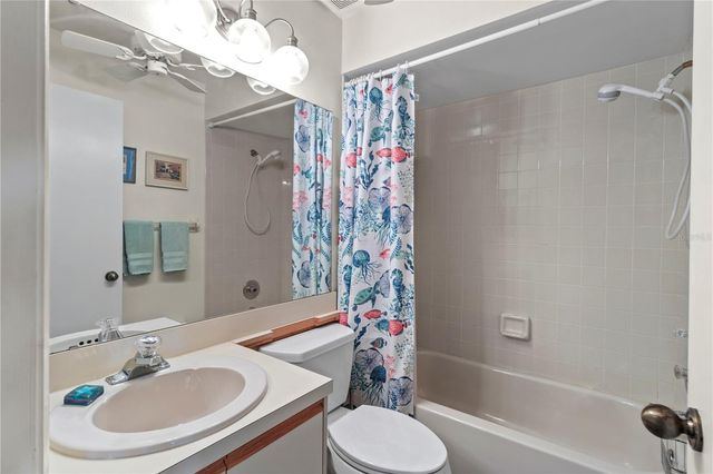 2824 72ND STREET COURT W, Bradenton, FL 34209