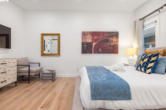 75 Echo Ave, Oakland, CA 94611