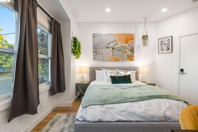 75 Echo Ave, Oakland, CA 94611