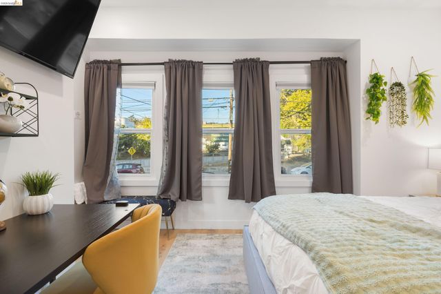 75 Echo Ave, Oakland, CA 94611