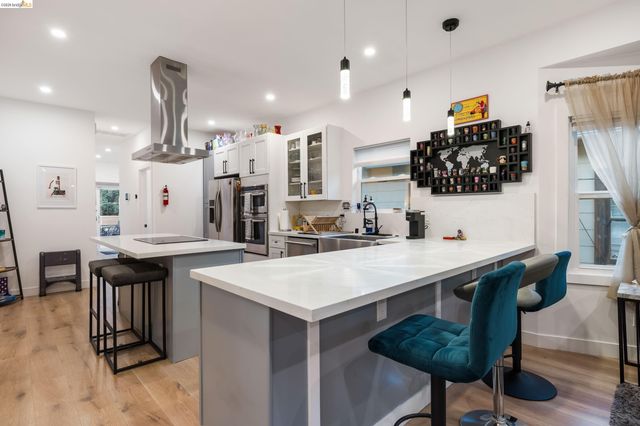 75 Echo Ave, Oakland, CA 94611