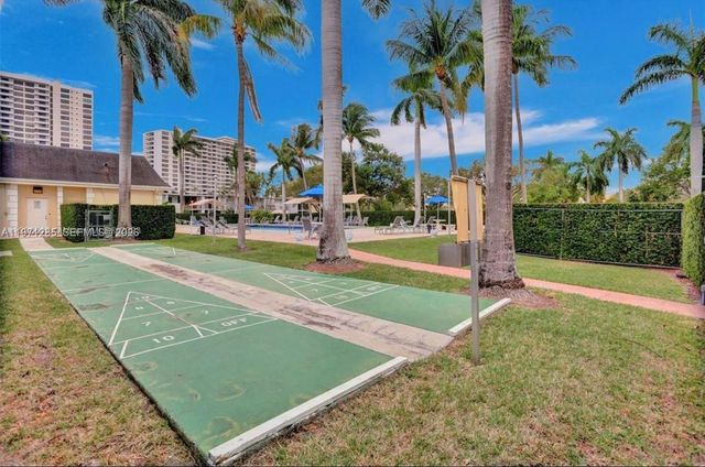 2308 NE 7th St 29, Hallandale Beach, FL 33009