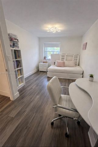 2308 NE 7th St 29, Hallandale Beach, FL 33009